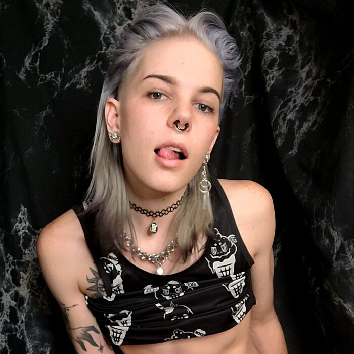 Mommymoxy (@mommymoxy), OnlyFans creator