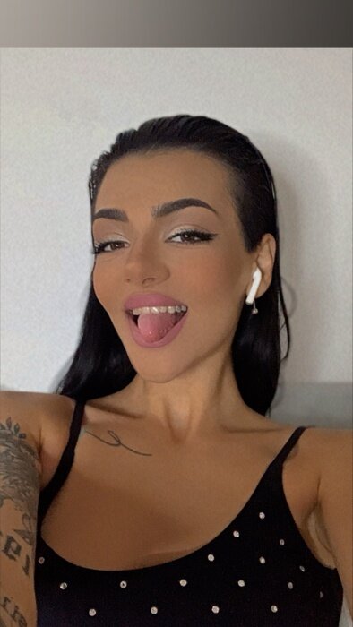 Monicaphillipss (@monicaphillipss), OnlyFans creator