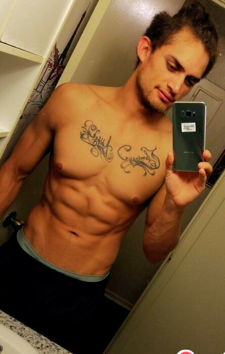 Monstercock5114 (@monstercock5114), OnlyFans creator