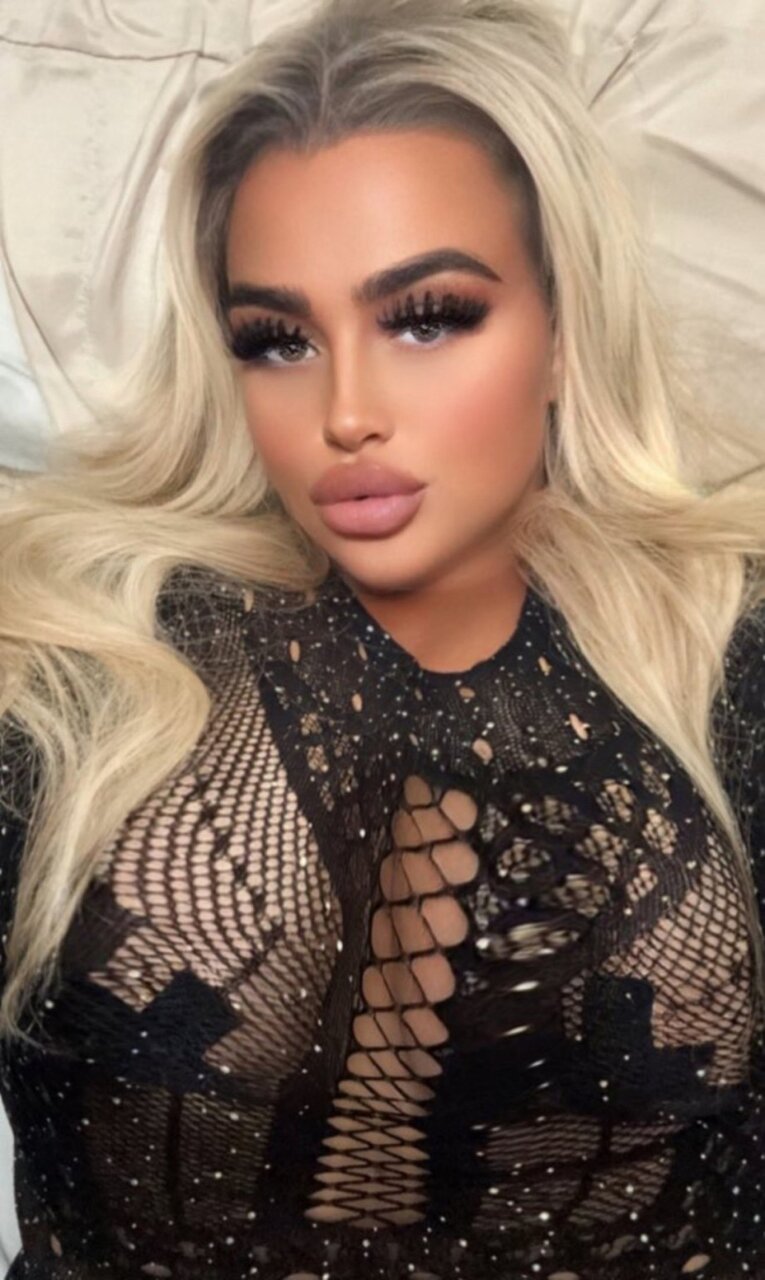 Montannadoll (@montannadoll), OnlyFans creator