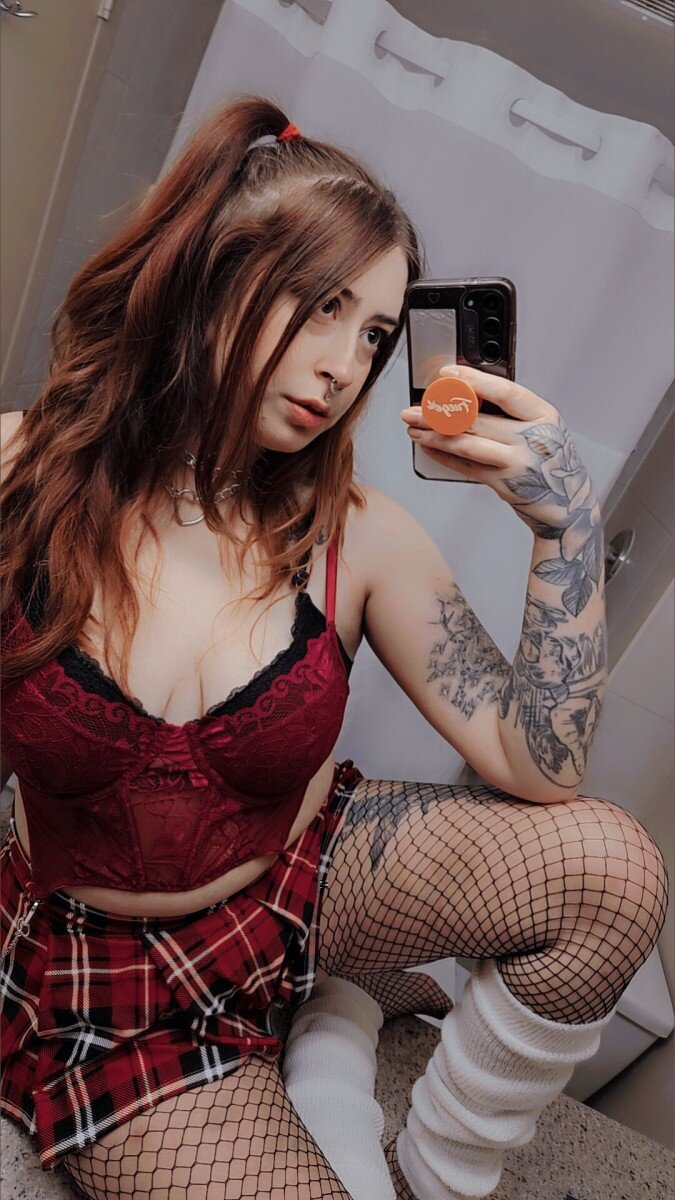 Moode (@mood-e), OnlyFans creator