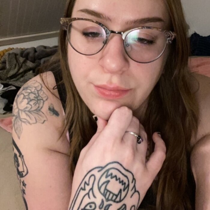 Mooneyed (@moon.eyed), OnlyFans creator
