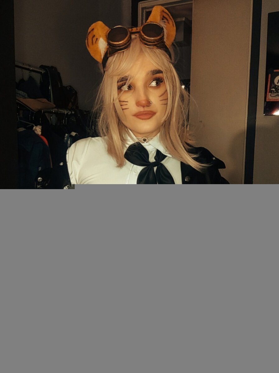 Moondrugz (@moondrugz), OnlyFans creator
