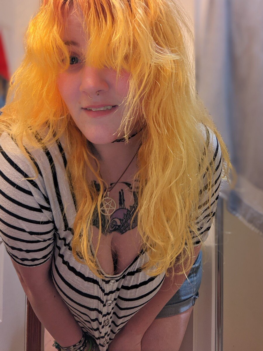 Ginger (@moonlightginger), OnlyFans creator