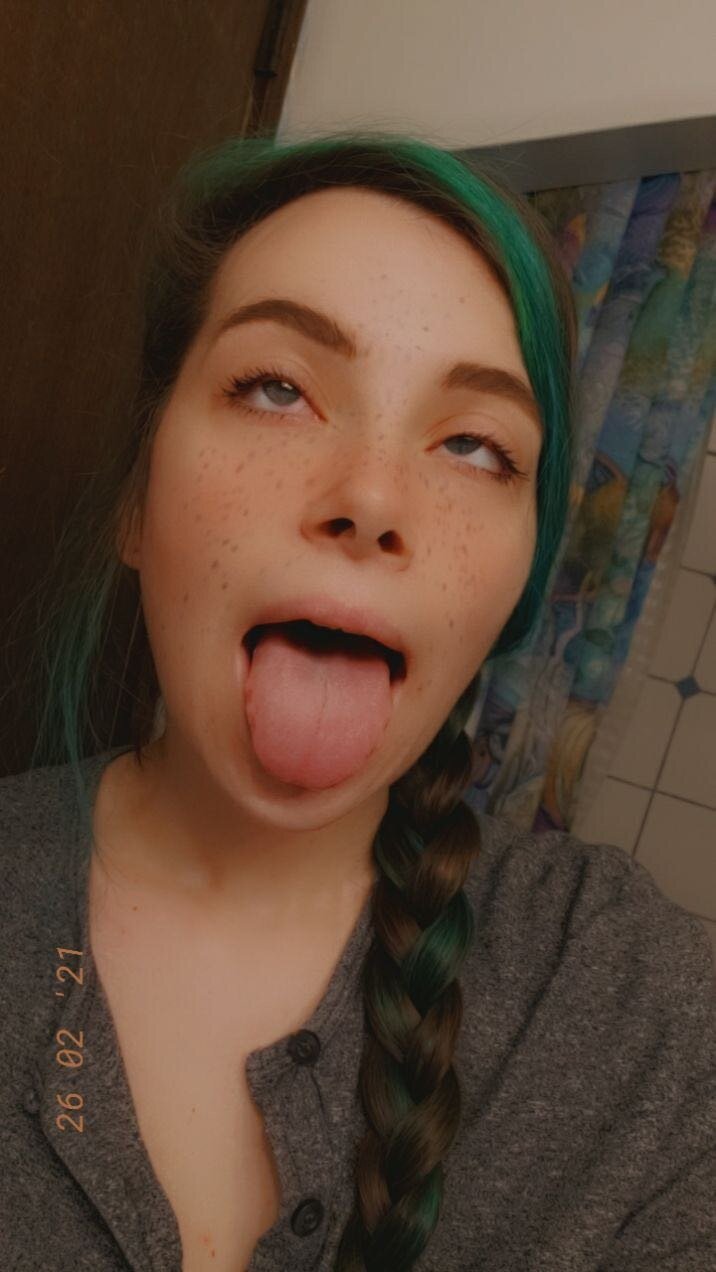 Moonlitdabs (@moonlitdabs), OnlyFans creator