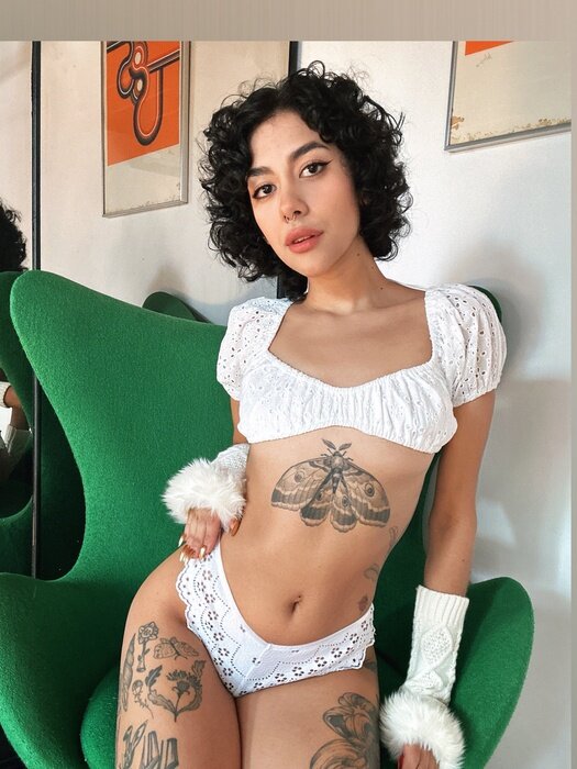 Mooonnymph (@mooon_nymph), OnlyFans creator