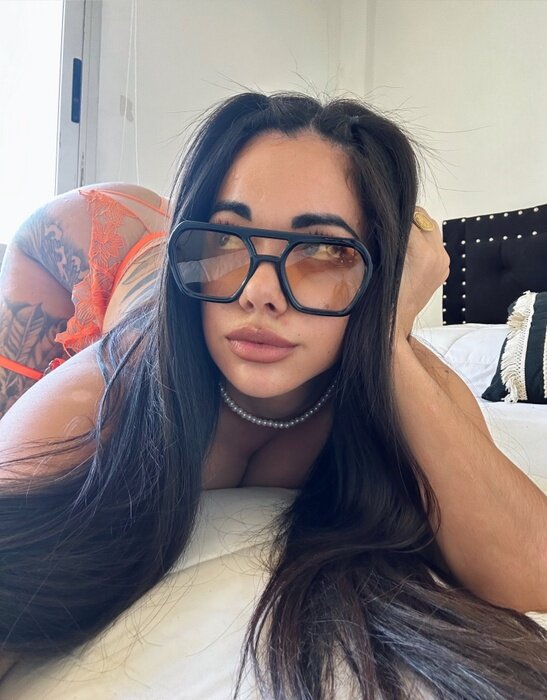 Morenaaaa (@morenaaa_a), OnlyFans creator