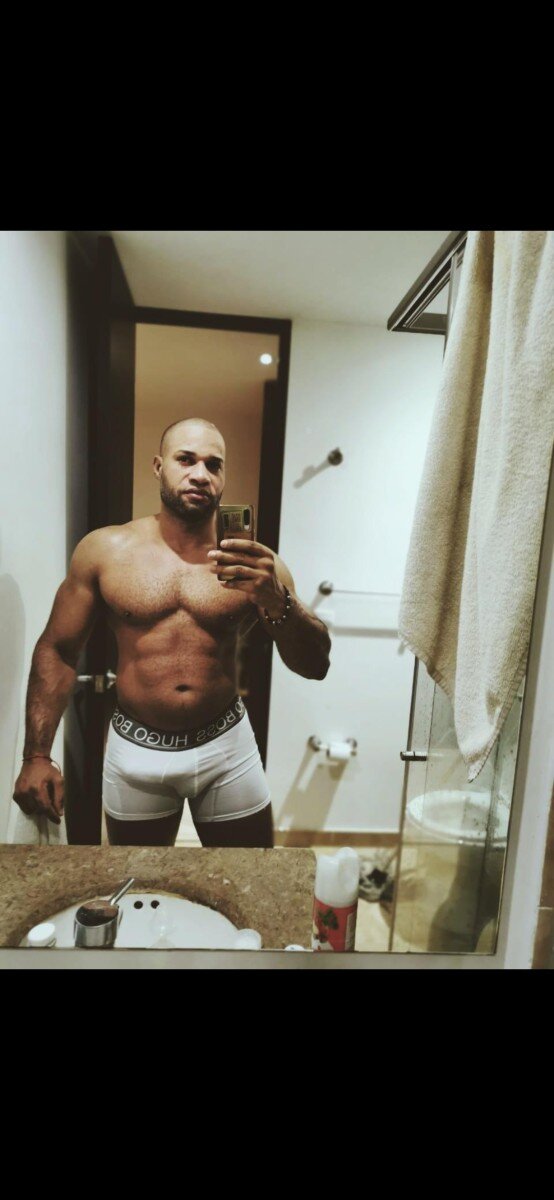 Morenodotado23cm (@morenodotado23cm), OnlyFans creator