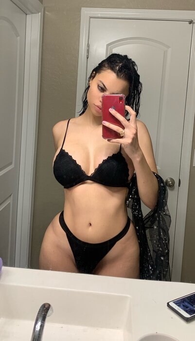Moreofnessa (@moreofnessa), OnlyFans creator