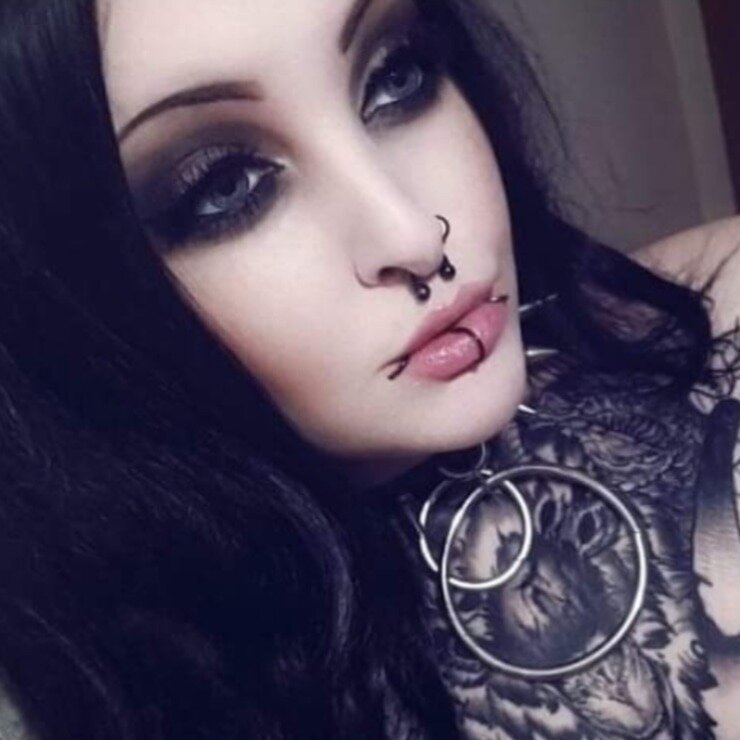 Morguewhore13 (@morguewhore13), OnlyFans creator
