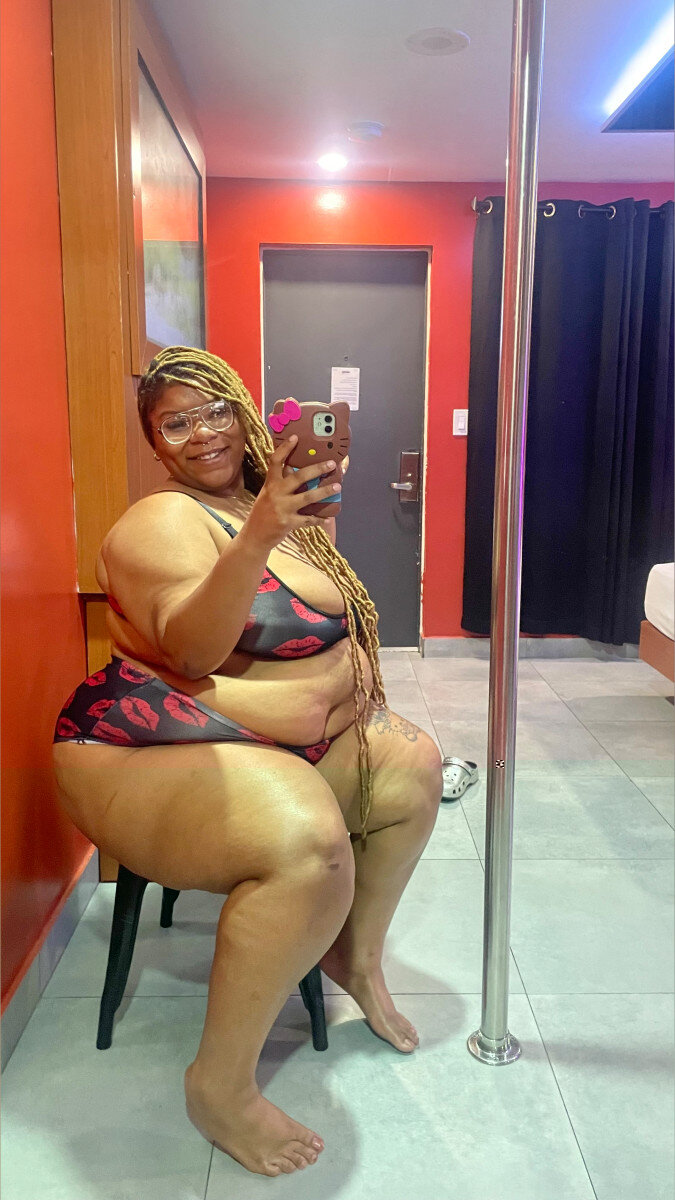 Morithegushybbw (@morithegushybbw), OnlyFans creator