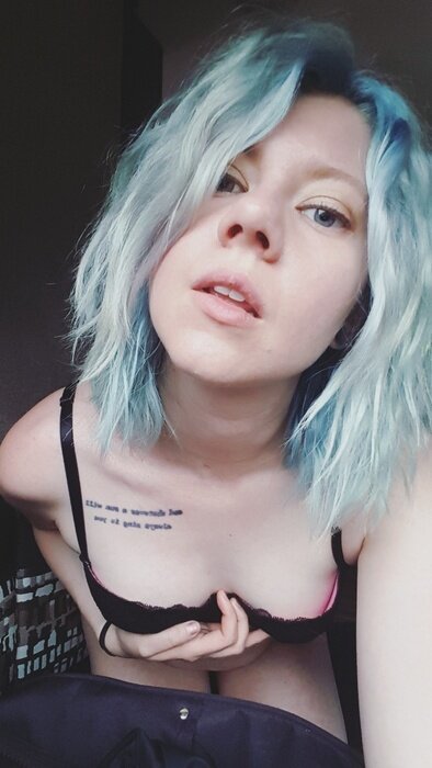 Morningbreath (@morningbreath), OnlyFans creator