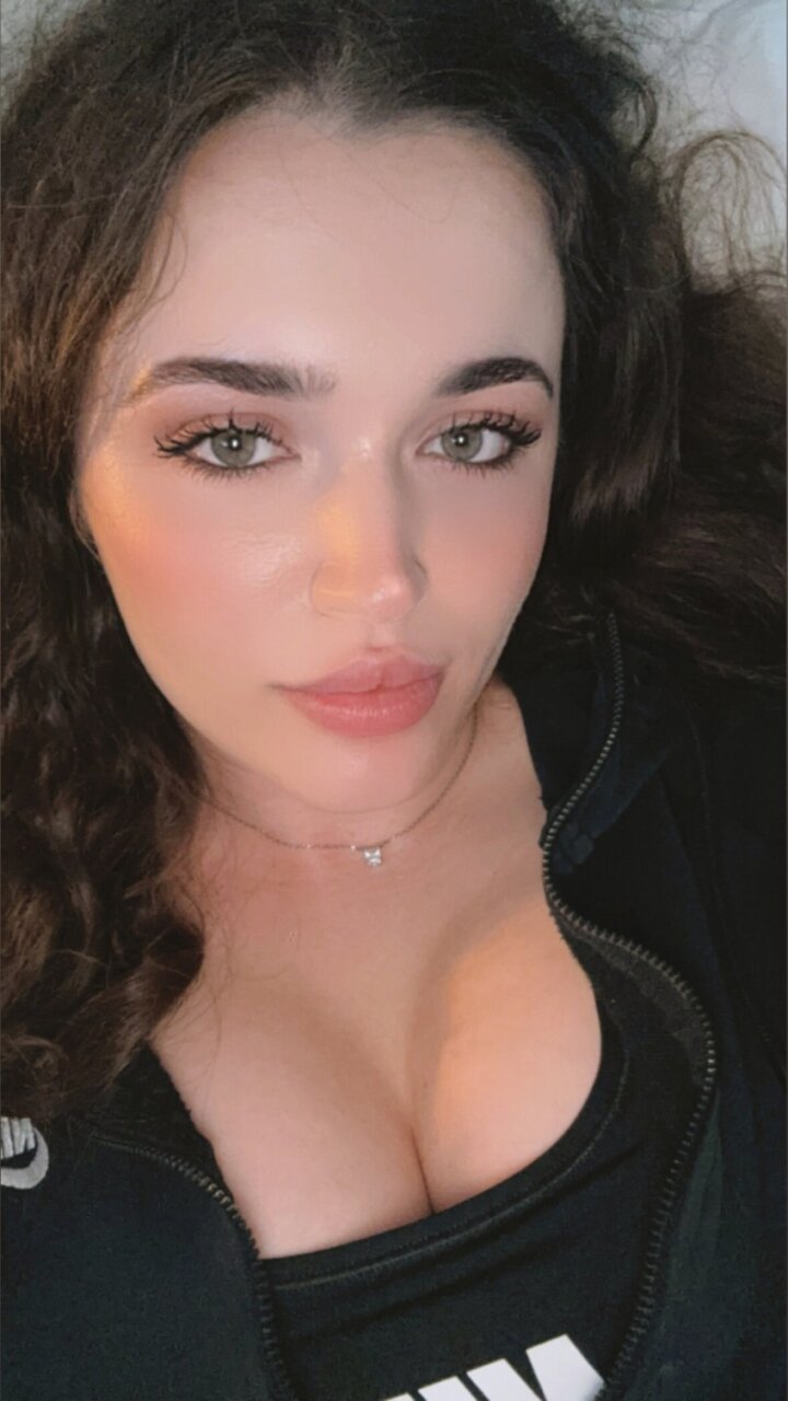 🎀 yasmin zbari 🎀