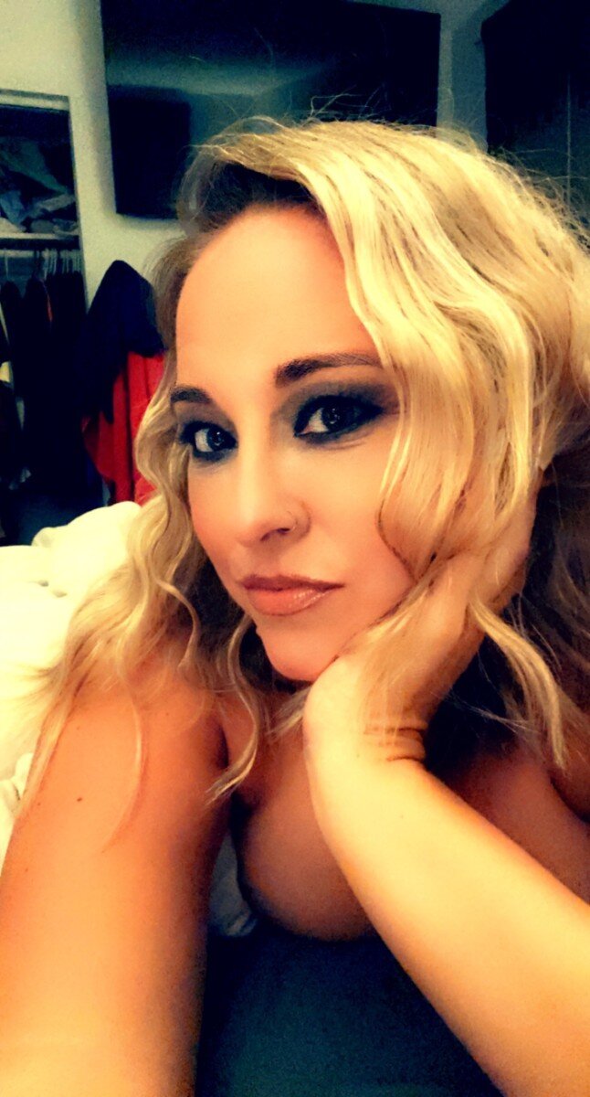Mortuarymistress (@mortuarymistress), OnlyFans creator