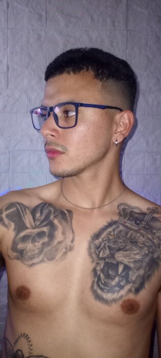 Motopapii (@motopapii), OnlyFans creator