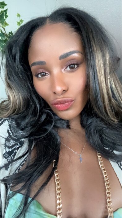 Movewithrose (@movewithrose), OnlyFans creator