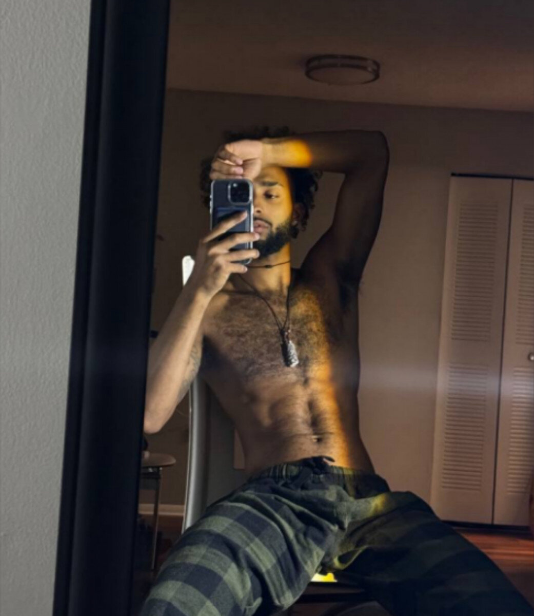 Mrxander24 (@mr.xander24), OnlyFans creator