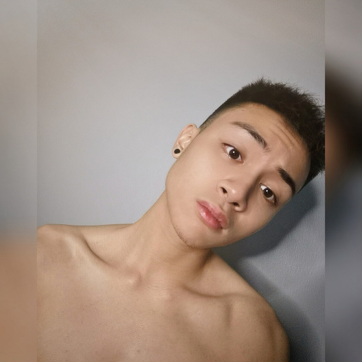 Mrouchblued (@mr_ouchblued), OnlyFans creator