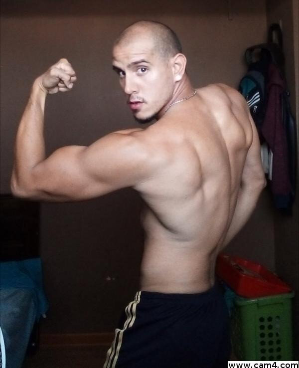 Mrrobert87 (@mr_robert87), OnlyFans creator