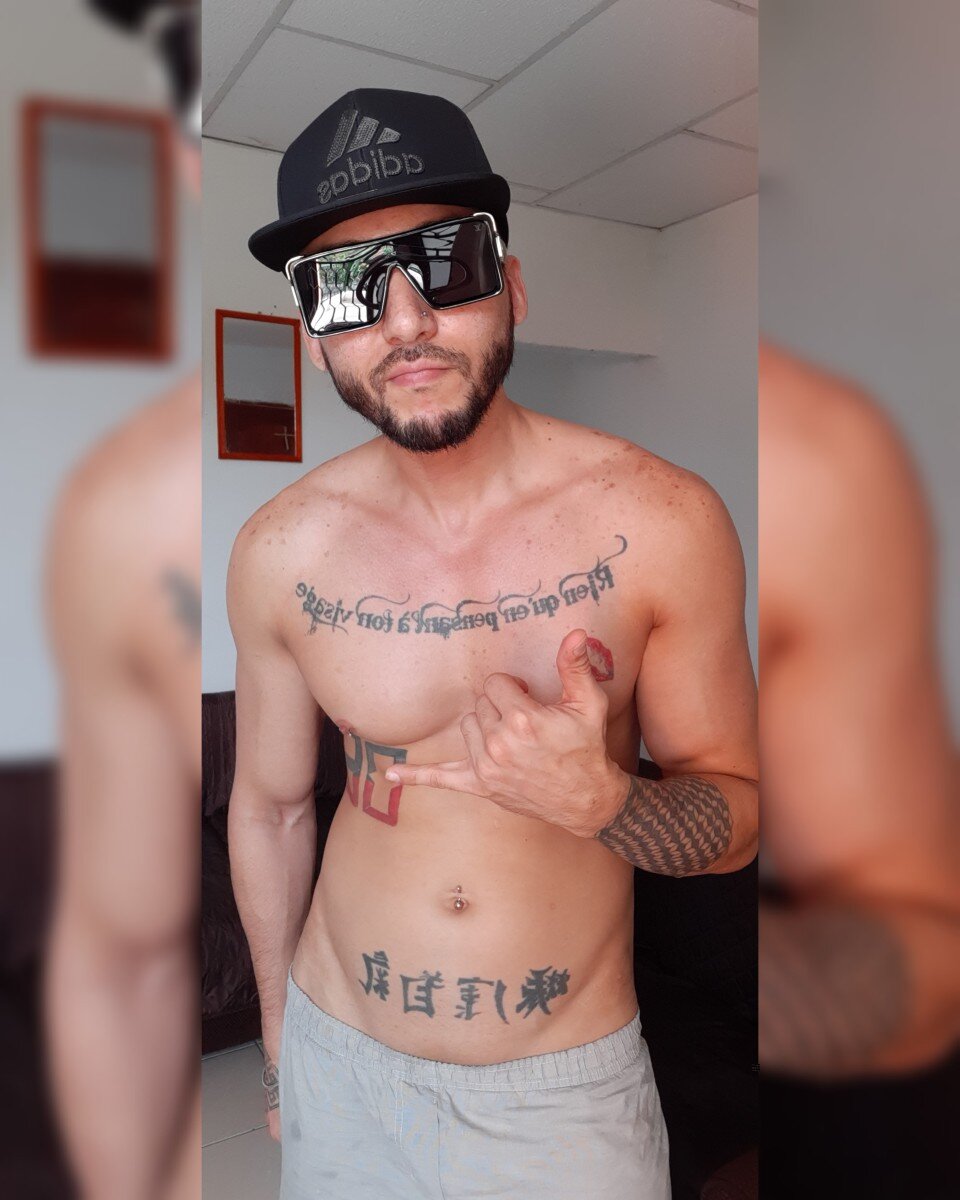 Mrmister1003 (@mrmister1003), OnlyFans creator