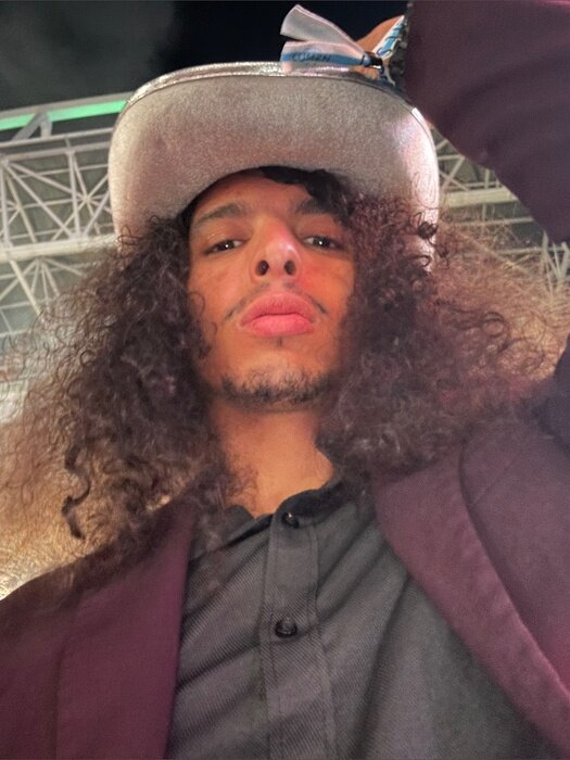 Mrroyalexxx (@mrroyalexxx), OnlyFans creator