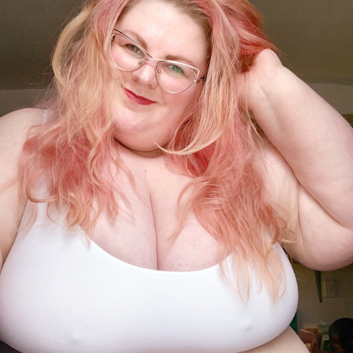 Mrsapple (@mrsapple), OnlyFans creator