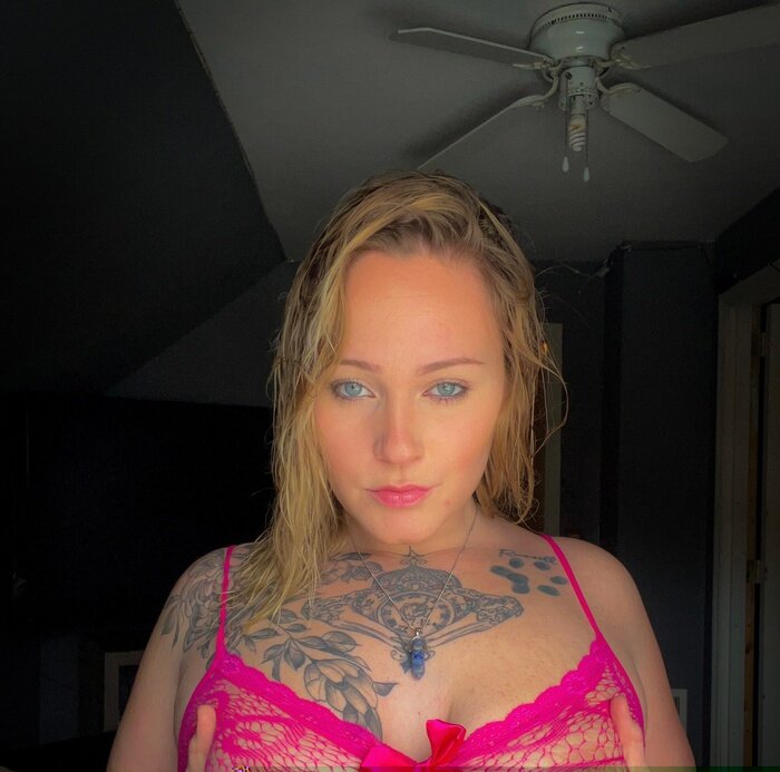 Mrsjuicymrstud (@mrsjuicymrstud), OnlyFans creator