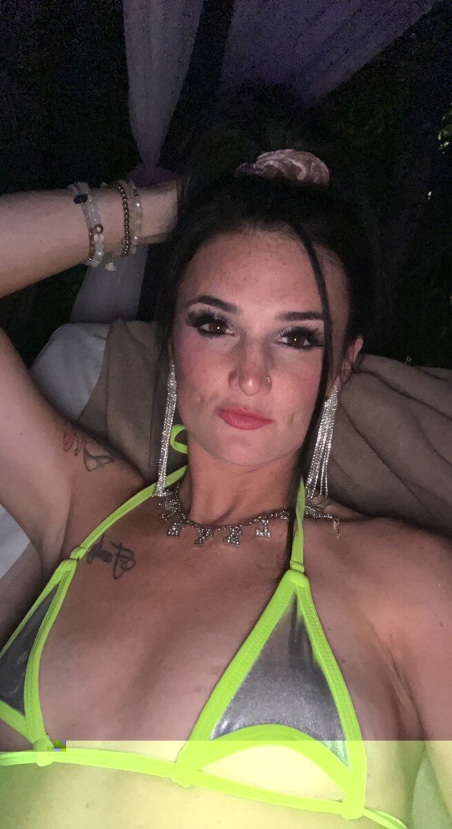 Mrsmarievip (@mrsmarievip), OnlyFans creator