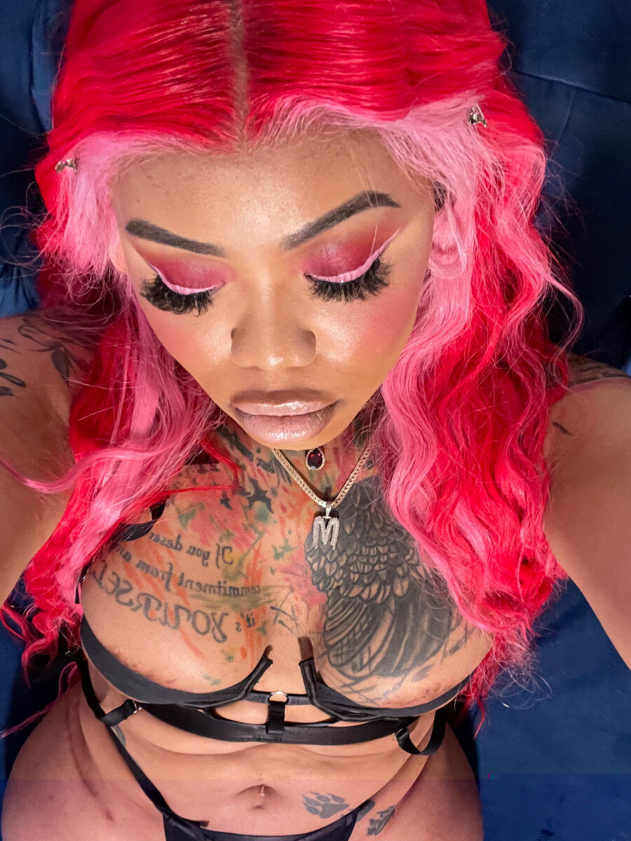 Msbanksparis (@msbanksparis), OnlyFans creator