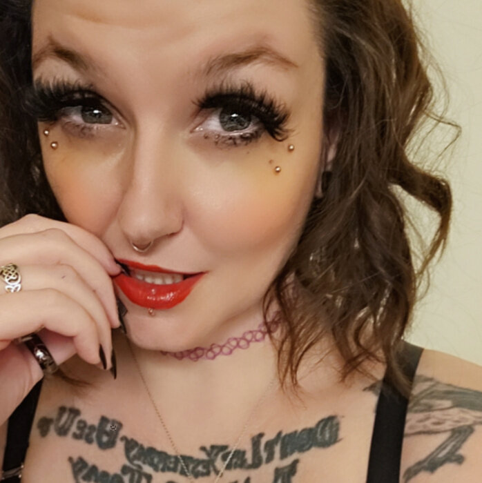 Msratchetroach (@msratchetroach), OnlyFans creator