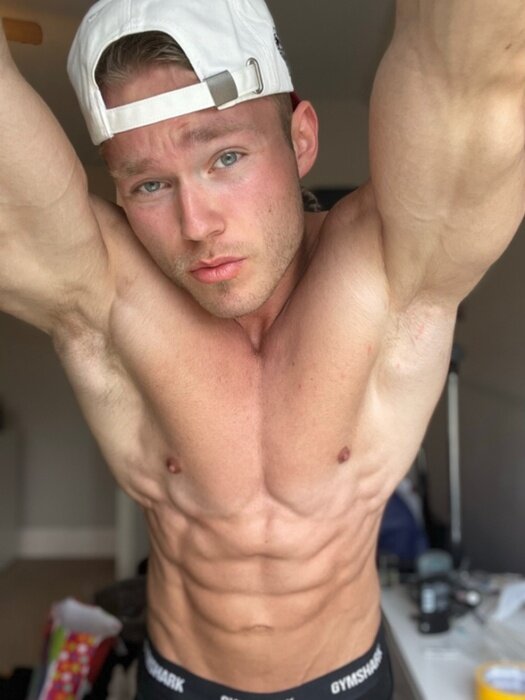 Musclealphachad (@musclealphachad), OnlyFans creator