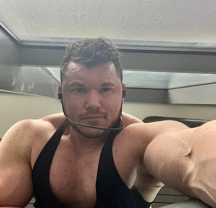 Musclegodwelshy (@musclegodwelshy), OnlyFans creator