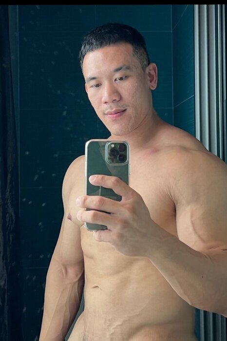 Musclenumber5 (@musclenumber5), OnlyFans creator