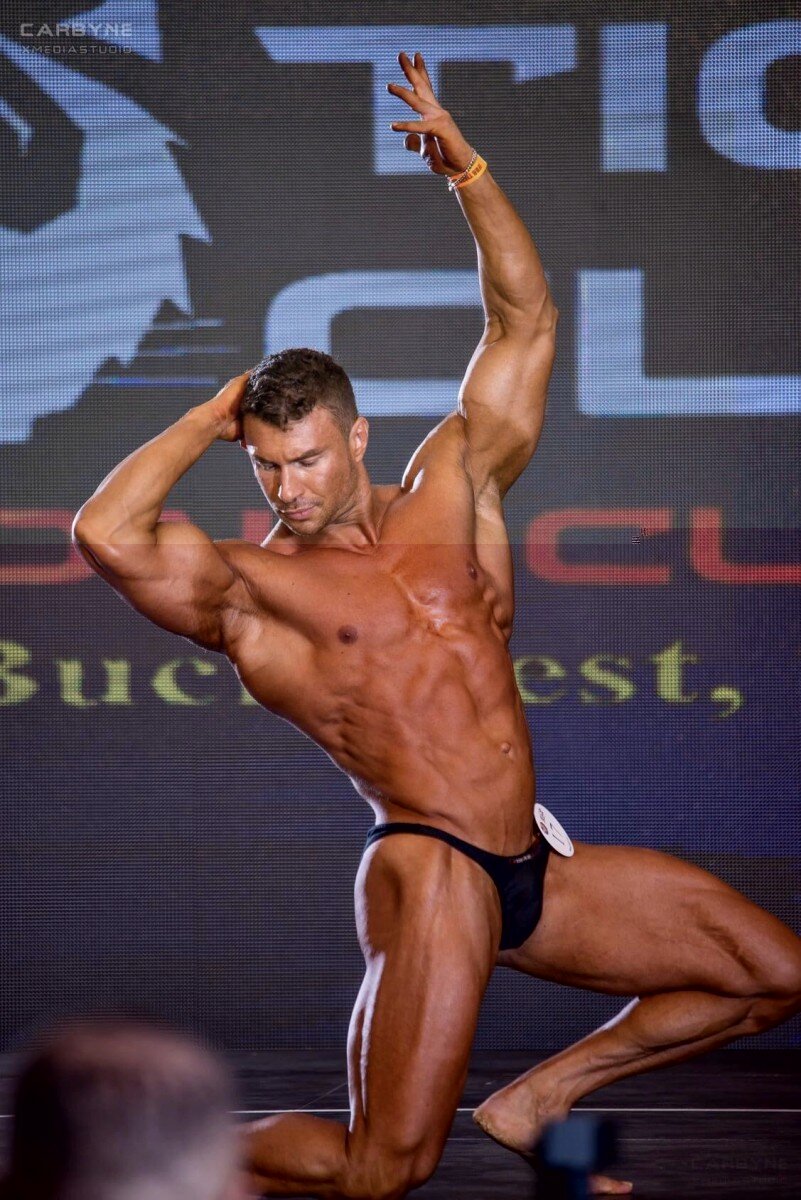 Muscularkevin (@muscularkevin), OnlyFans creator