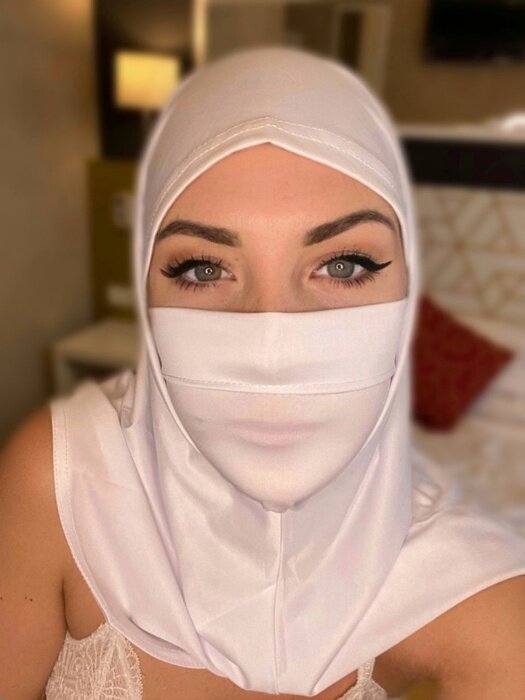 Emine (@muslim_emine), OnlyFans creator