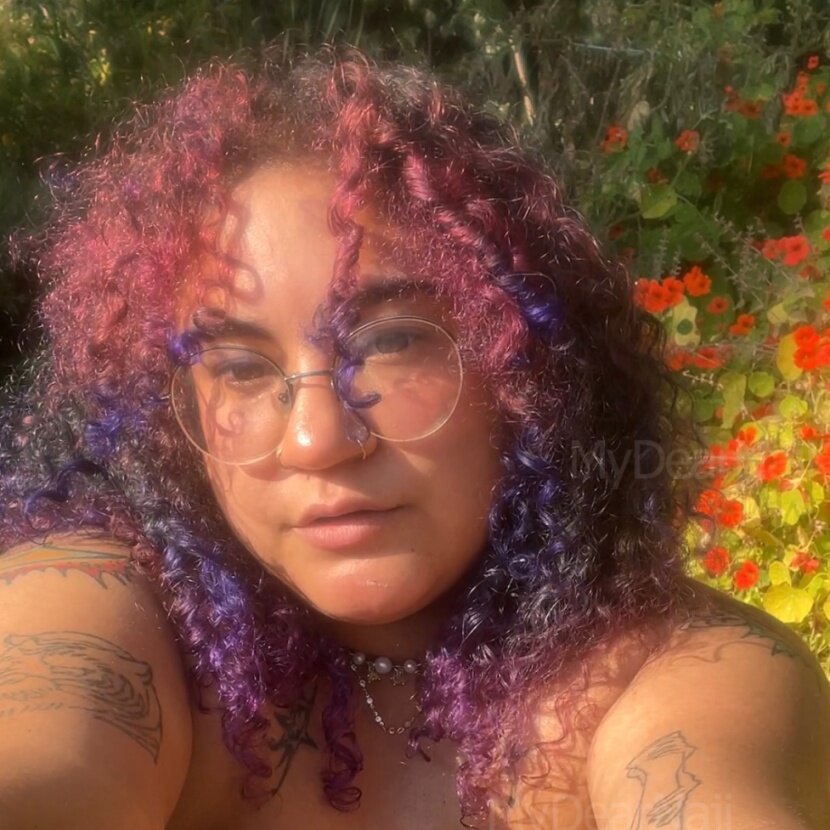 Mydearnaji (@mydearnaji), OnlyFans creator