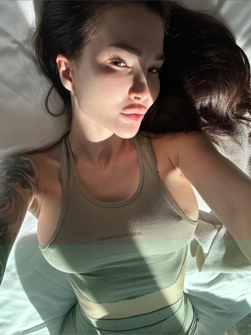 Mykarifree (@mykari_free), OnlyFans creator