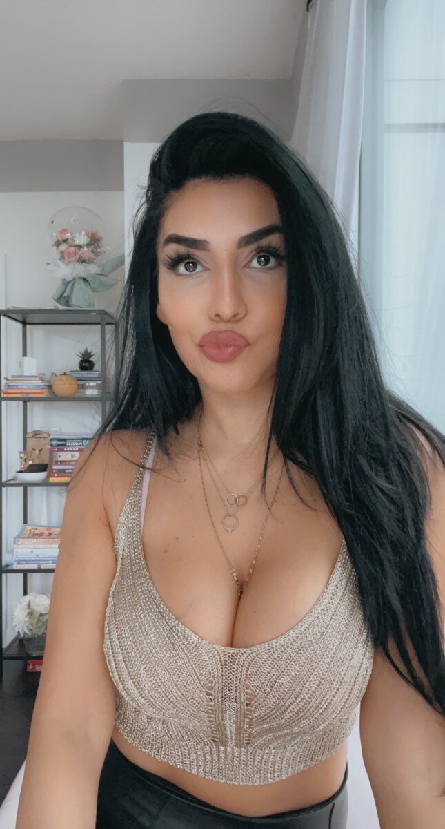 Mynameiszaraaa (@mynameiszaraaa), OnlyFans creator