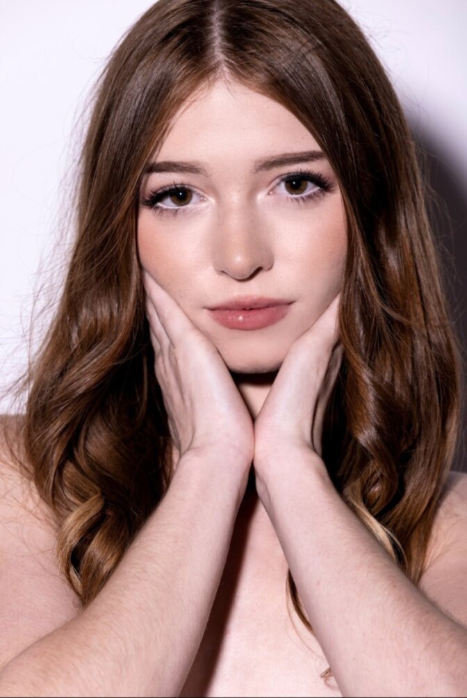 Myramoans (@myramoans), OnlyFans creator