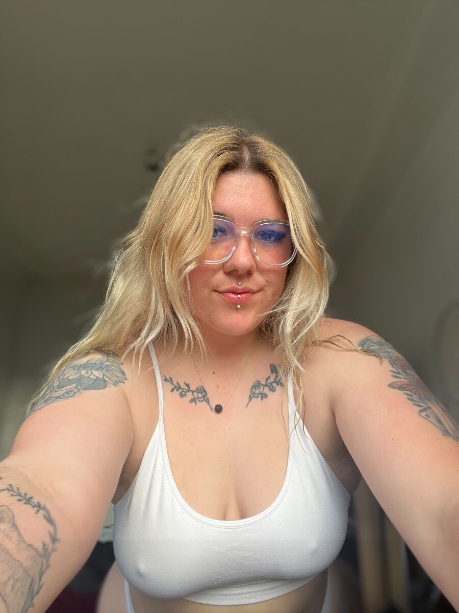 Mysticivyvip (@mysticivyvip), OnlyFans creator