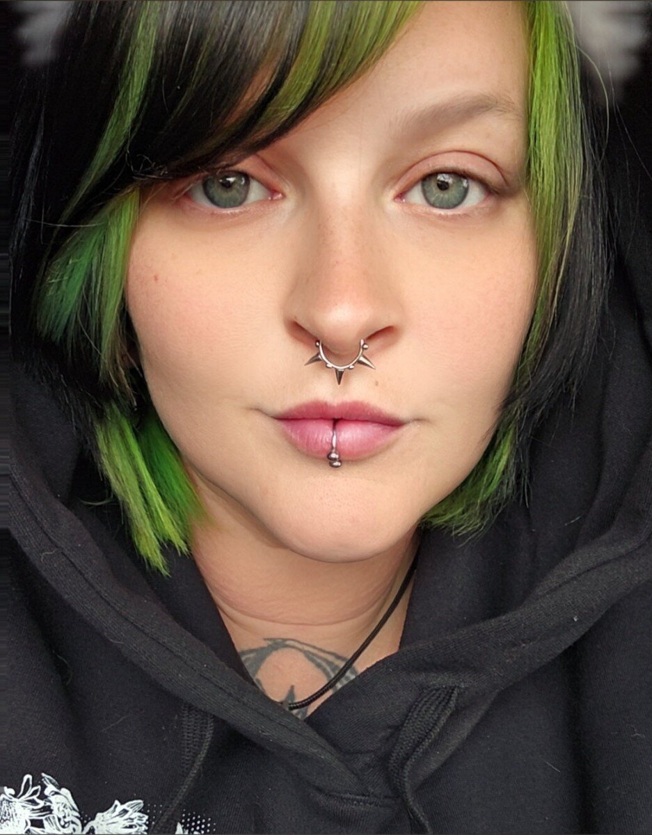 Mystictheunicorn (@mystictheunicorn), OnlyFans creator