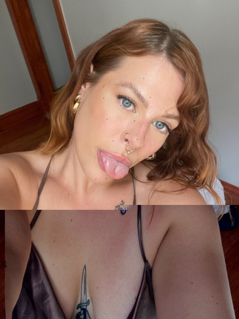 Nakedgirloninternet (@nakedgirloninternet), OnlyFans creator