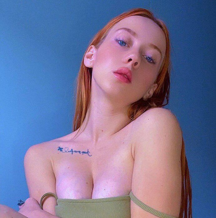 Anny (@nakedrosee), OnlyFans creator