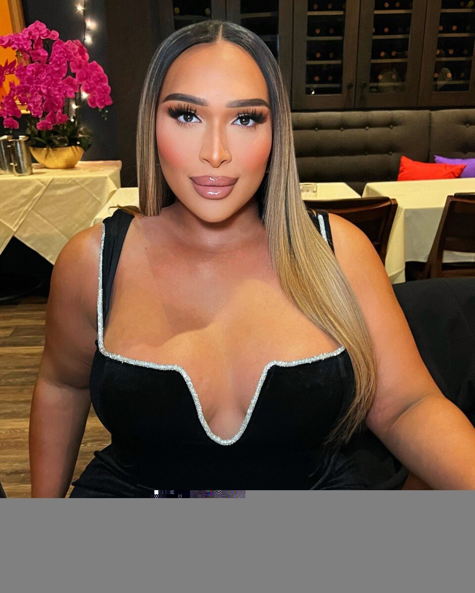 Nataleegorgeous69 (@nataleegorgeous69), OnlyFans creator