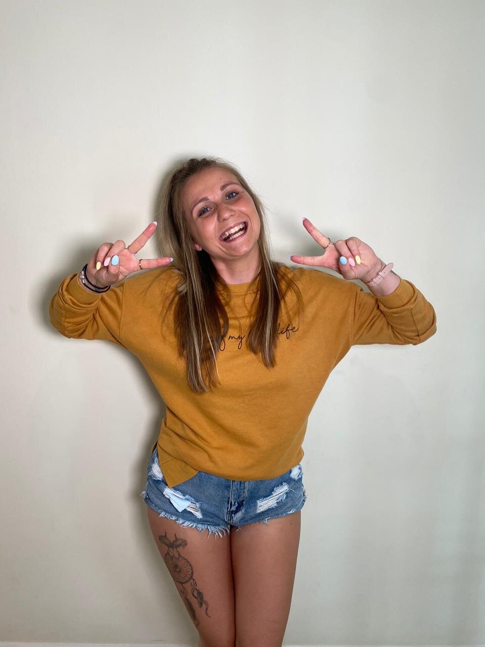 Just (@nataliehanby), OnlyFans creator