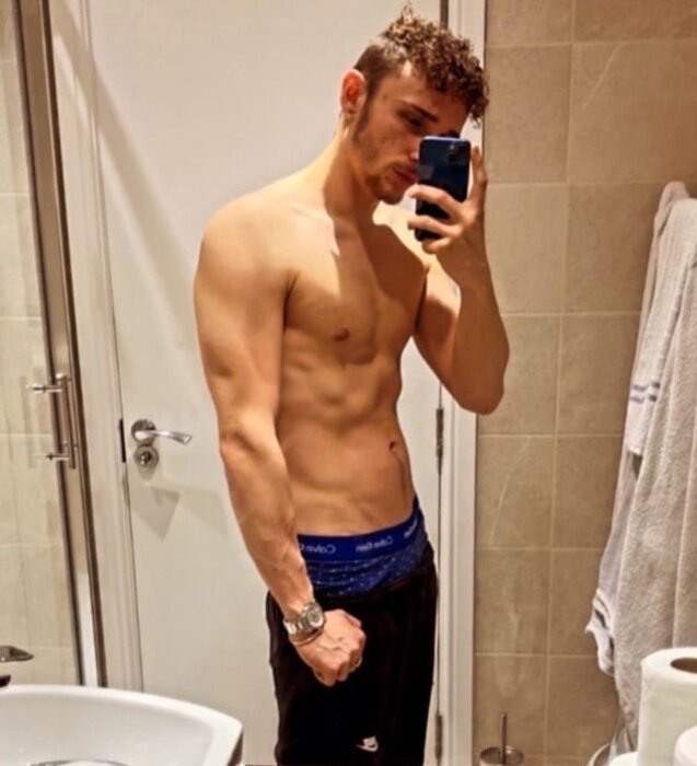 Nathjs98 (@nathjs98), OnlyFans creator