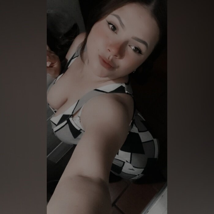 Nattivalentina (@nattivalentina), OnlyFans creator