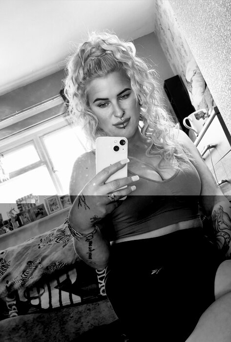 Naughtyx (@naughty-x), OnlyFans creator