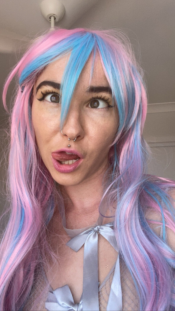 Naughtyester (@naughtyester), OnlyFans creator