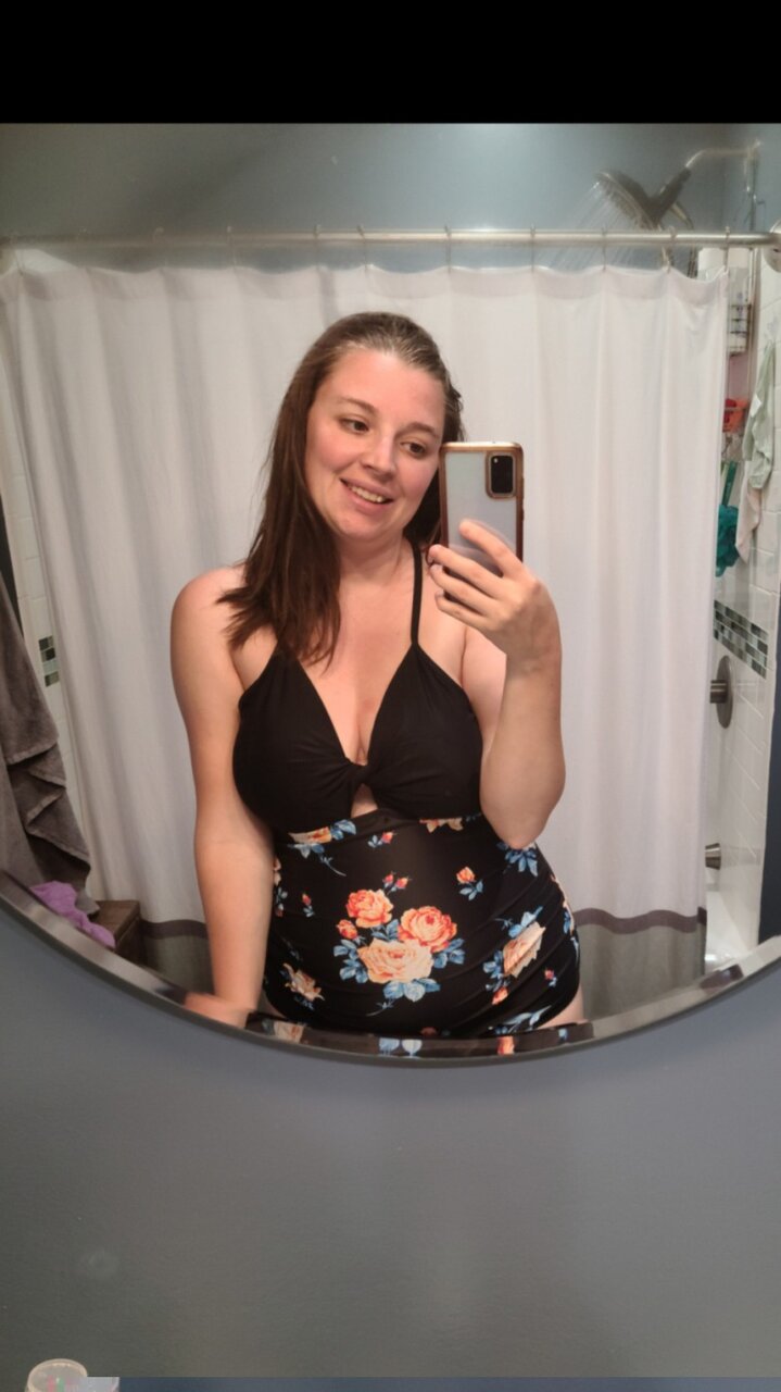 Naughtymama29 (@naughtymama29), OnlyFans creator